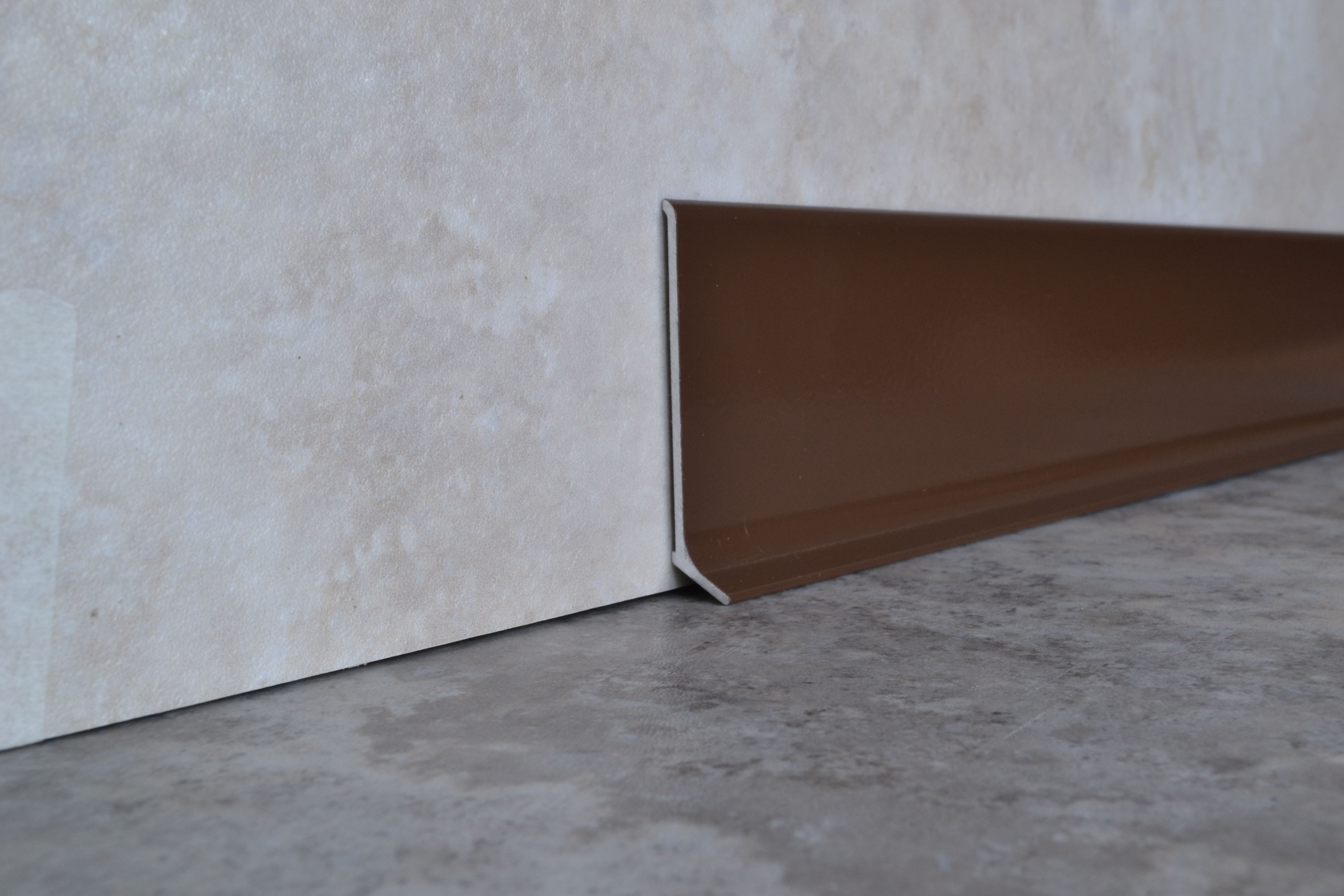 Плинтус алюминиевый L-образный шоколад (2500*11*60 мм) — купить в Евпатории