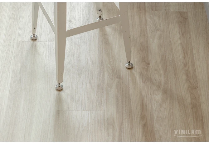 Кварц-винил Дуб Килль (1228*188*2,5 мм) — купить в Евпатории