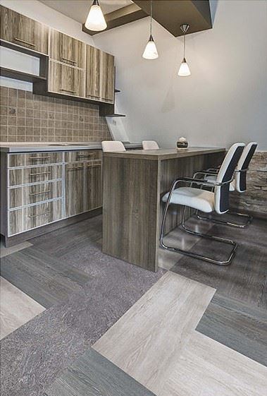 Плитка ПВХ "Tarkett" New Age Serenity (914,4*101,6*2,1 мм) — купить в Евпатории